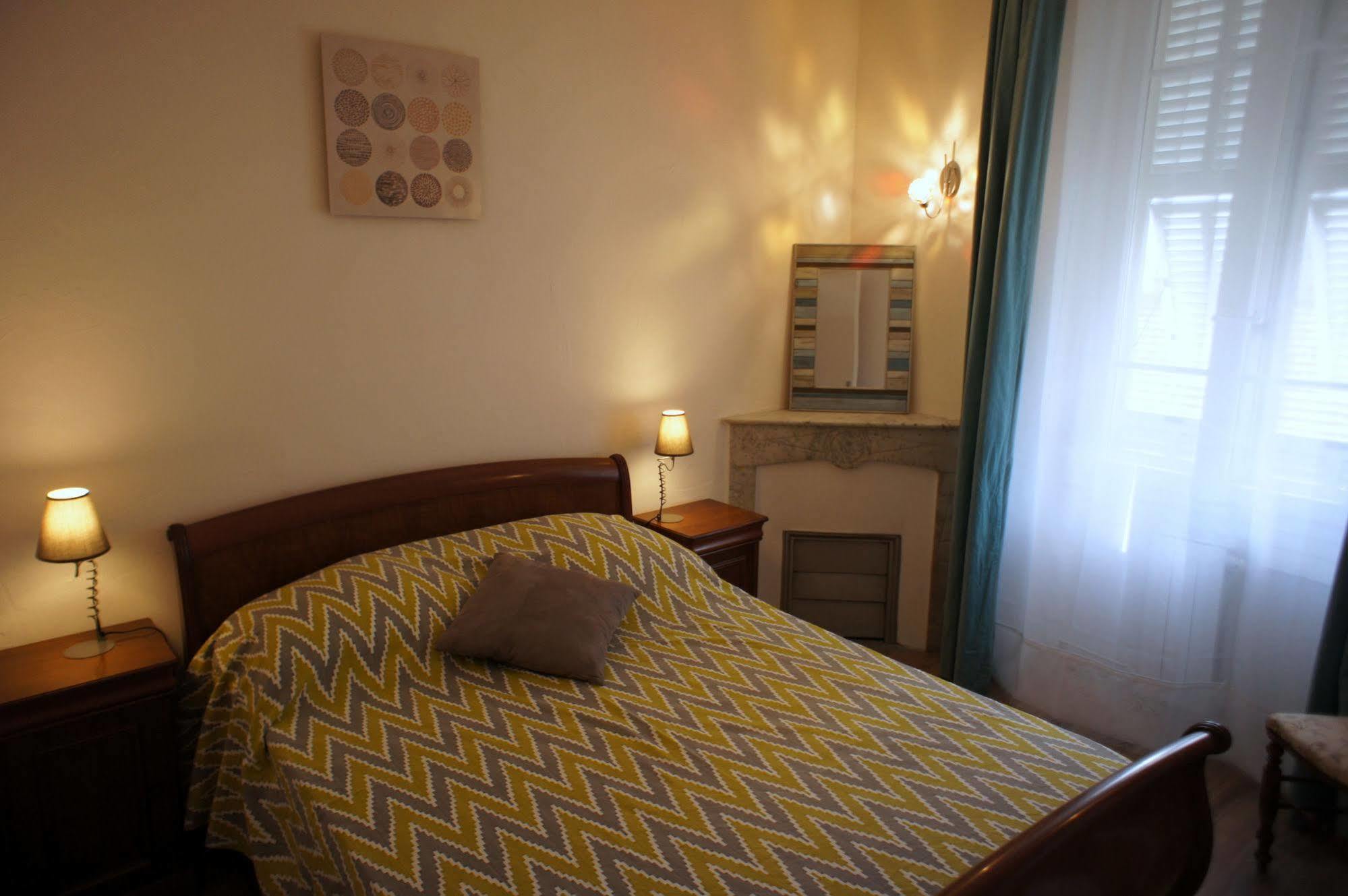 Zeperfectplace - Vieux Nice Garibaldi 3 Chambres Buitenkant foto