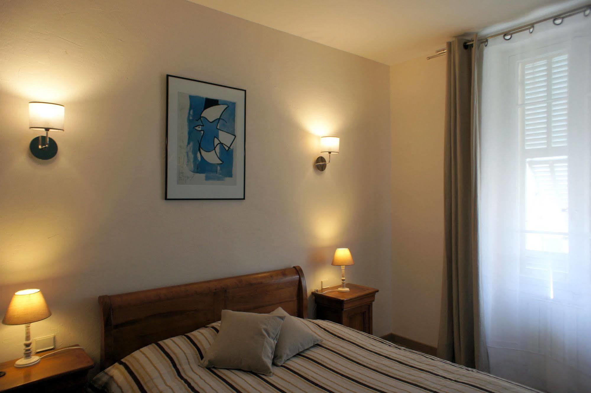 Zeperfectplace - Vieux Nice Garibaldi 3 Chambres Buitenkant foto
